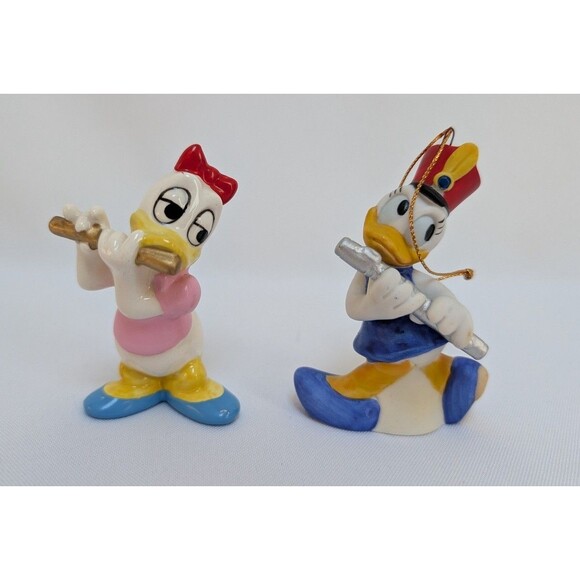 Disney Donald & Daisy Duck Playing Flute Figurines Lot 2 - Picture 1 of 4